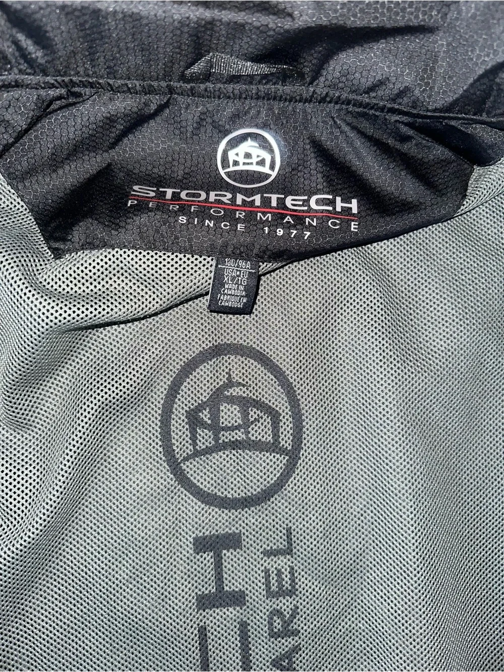 STORMTECH Black Windbreaker Jacket WASHINGTON HUSKIES